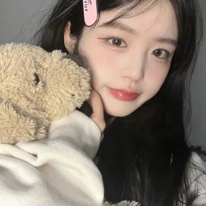 滚动的钢蛋